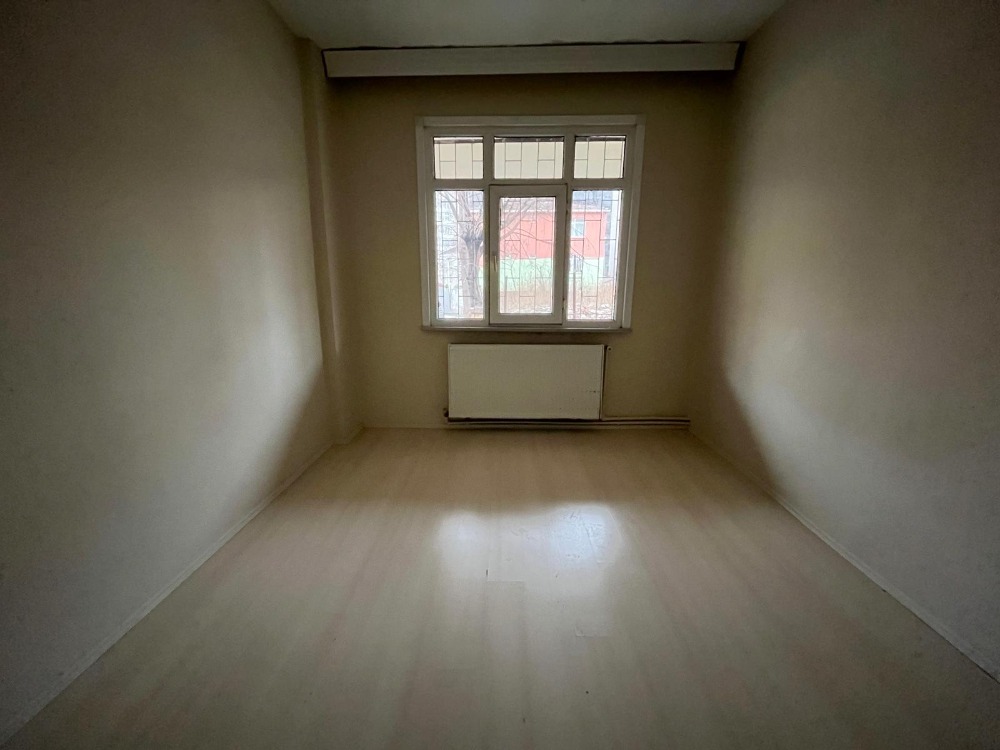 MÜSTAKİL BİNADA KİRALIK DAİRE