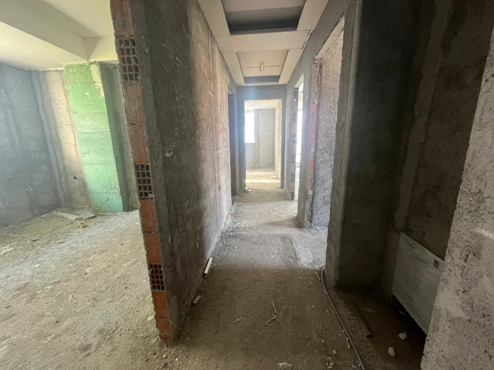 CEVİZLİ  İSTASYON YANI 2+1 GENİŞ SATILIK DAİRE 