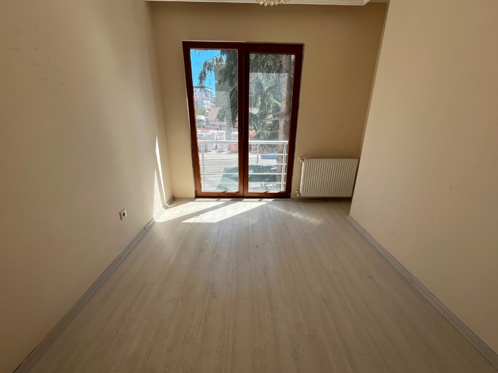 İKİZYUVA GAYRİMENKULDEN 8 YILLIK BİNADA 3+1 KİRALIK DAİRE