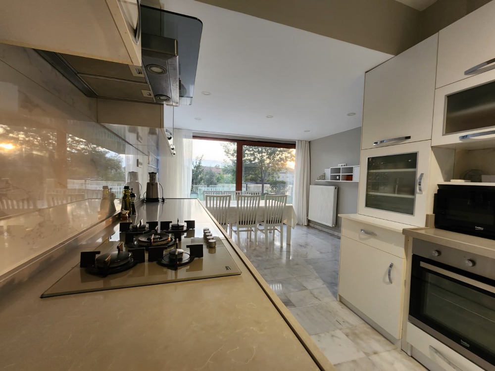 Tuzla Sahil Belde 22 Sitesinde Kiralık 300m2 Villa