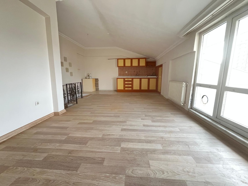 KARTAL SOĞANLIK GÜMÜŞPINAR’DA KİRALIK 4+2 DAİRE – YEŞİLKONAK SİTESİ