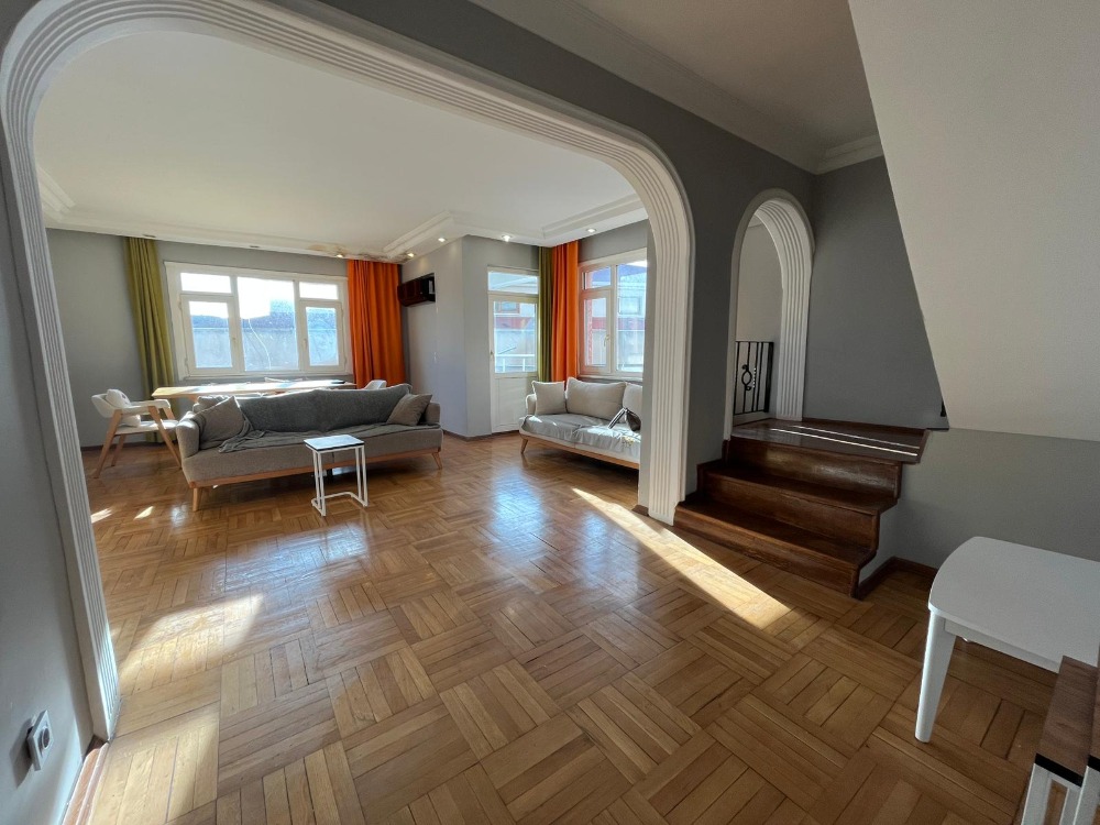 4+2 TERASLI FULL EŞYALI KİRALIK DAİRE 