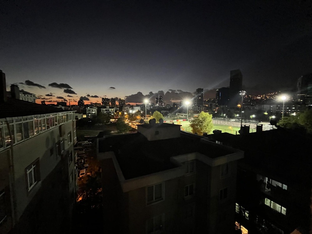 CEVİZLİ MAHALLESİNDE 3+1 ADLİYE VE HASTANE KARŞISI KİRALIK DAİRE