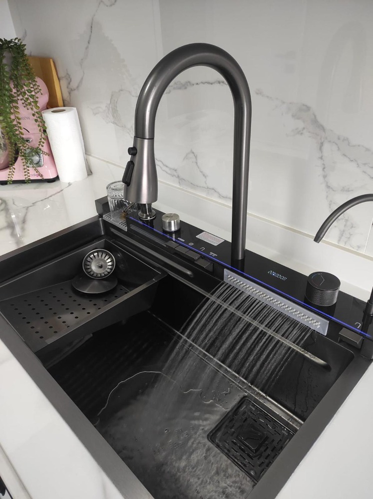 Soğanlık Eray Kent Sitesi'nde 3+1 Sıfır Yapılı, Krediye Uygun Daire