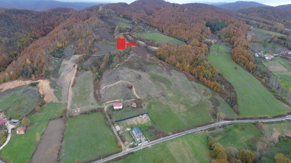🌄 BURSA İZNİK KIRINTI KÖYÜ’NDE VADİ MANZARALI 539 m² İMARLI ARSA