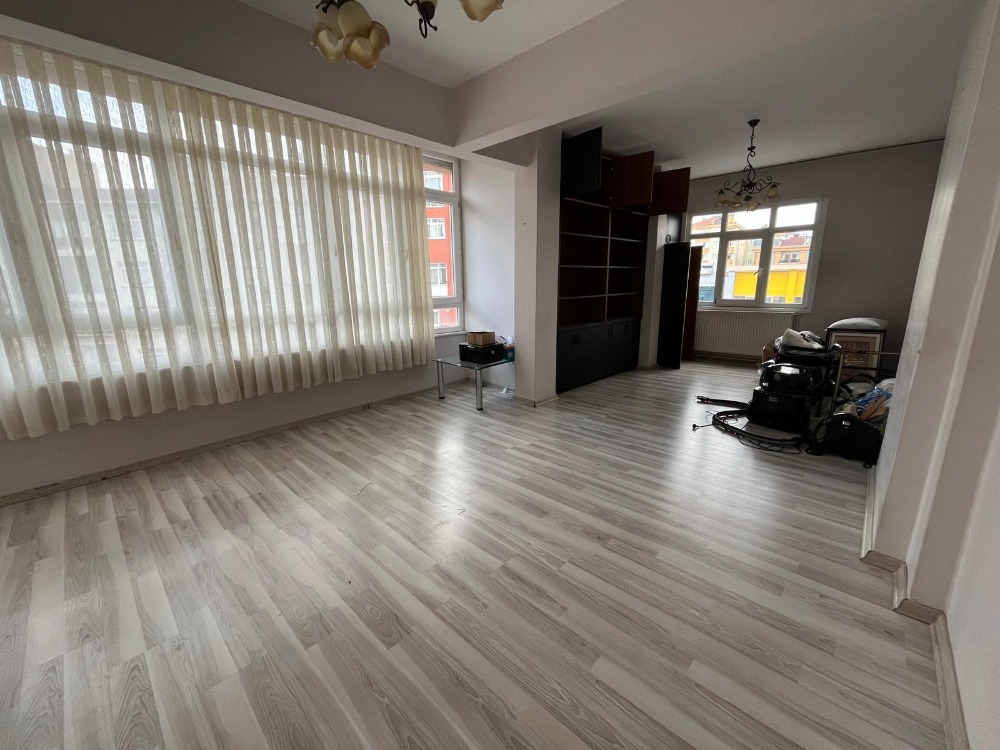 İKİZYUVA GAYRİMENKULDEN SOĞANLIK ÇARŞIDA KİRALIK DAİRE