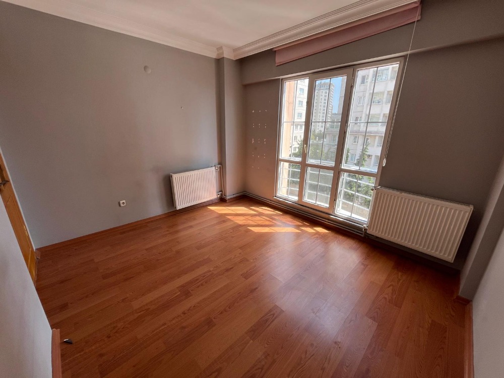 İKİZYUVA GAYRİMENKULDEN GÜMÜŞPINARDA 3+1 KİRALIK DAİRE 