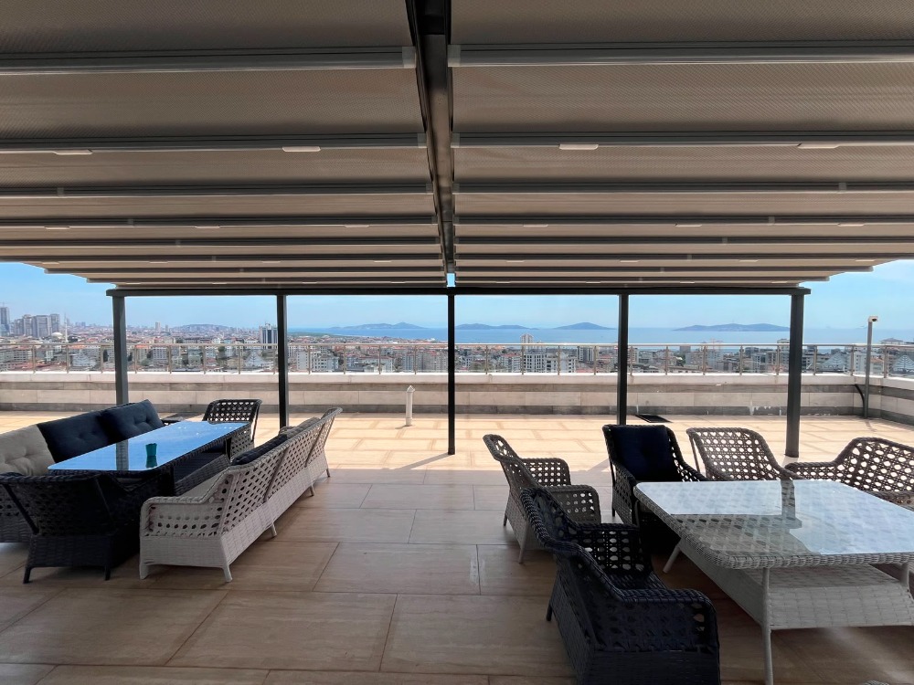 ÇINAR GOLD SİTESİNDE FULL EŞYALI DENİZ MANZARALI KİRALIK DAİRE