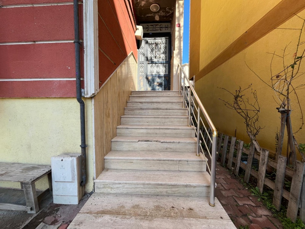 SOĞANLIK YENİ MAHALLEDE METROYA YÜRÜME MESAFESİNDE KREDİYE UYGUN DAİRE