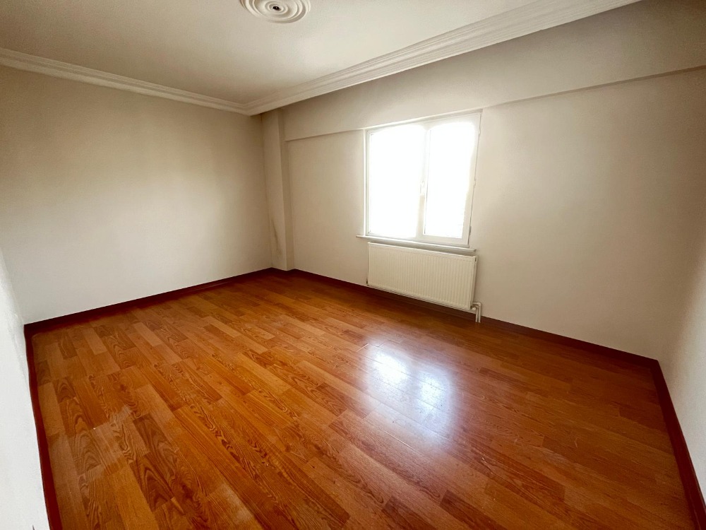 KARTAL SOĞANLIK GÜMÜŞPINAR’DA KİRALIK 4+2 DAİRE – YEŞİLKONAK SİTESİ