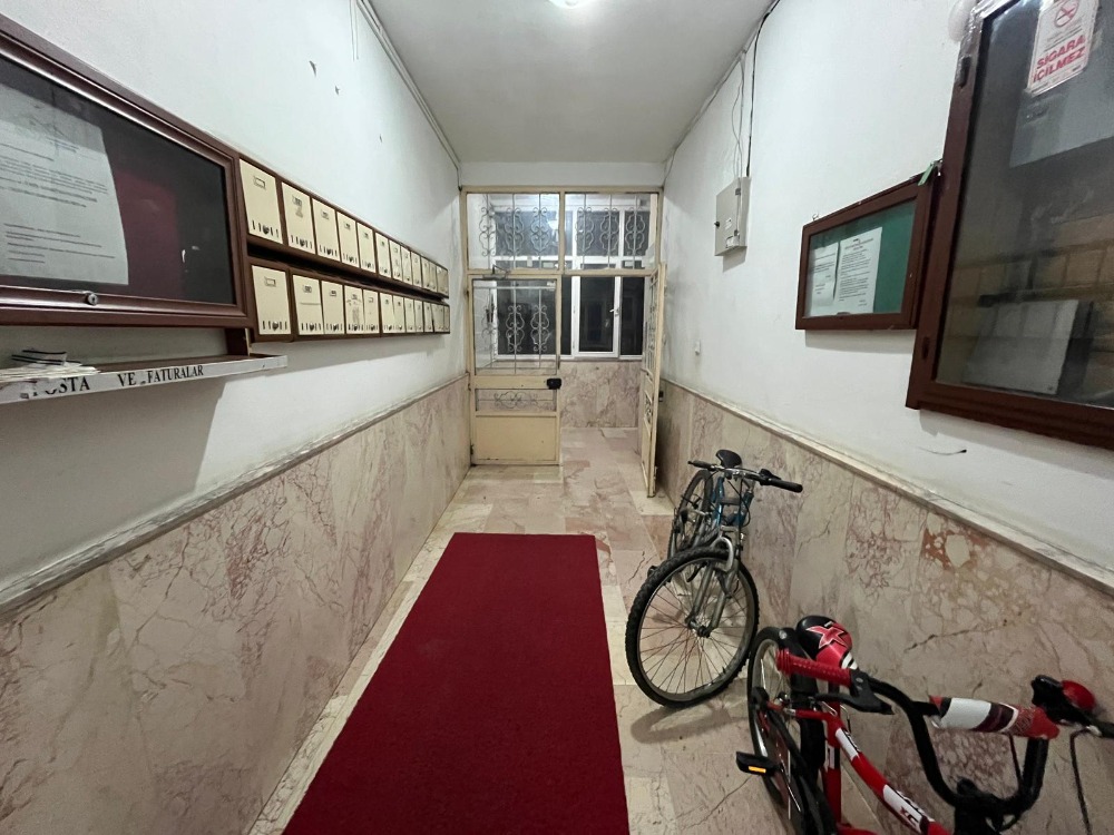 CEVİZLİ MAHALLESİNDE 3+1 ADLİYE VE HASTANE KARŞISI KİRALIK DAİRE