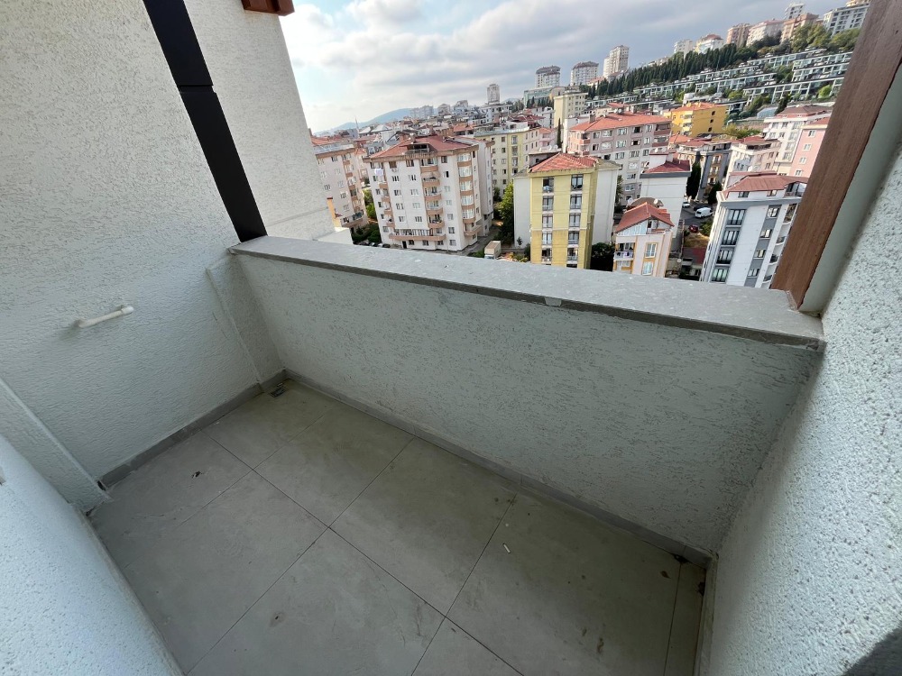 İKİZYUVA GAYRİMENKUKDEN SATILIK HÜRRİYET MAHALLESİNDE 2+1 DAİRE 