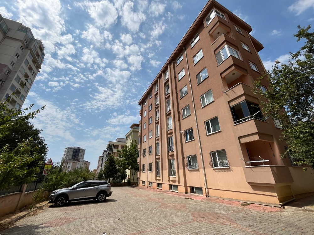 İKİZYUVA GAYRİMENKULDEN GÜMÜŞPINARDA 3+1 KİRALIK DAİRE 