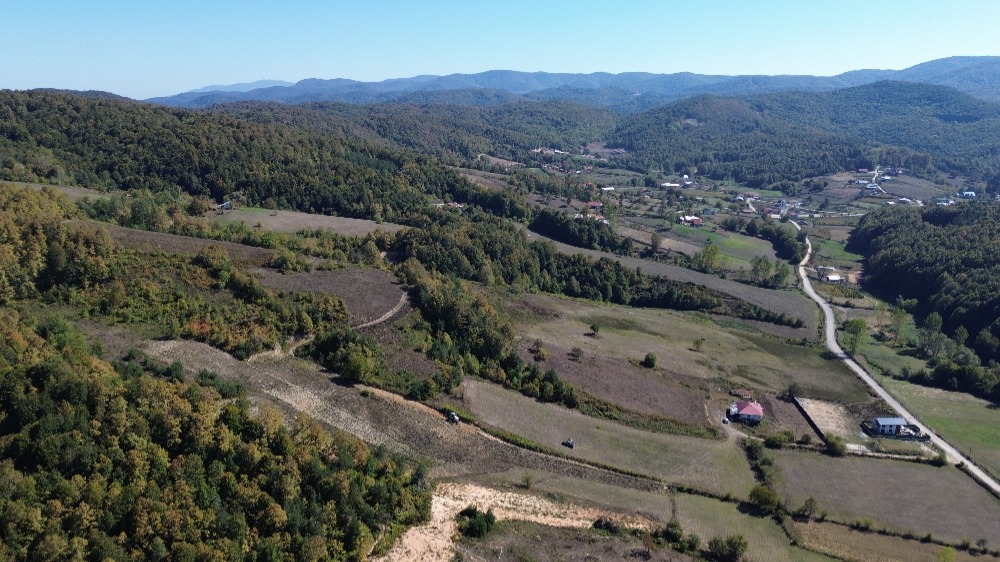 🌄 BURSA İZNİK KIRINTI KÖYÜ’NDE VADİ MANZARALI 773 m² İMARLI ARSA