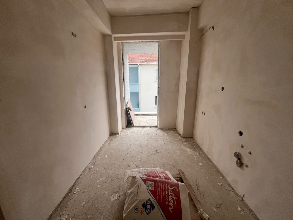 !!! TAPU MASRAFI YOK !!! METROYA YÜRÜME MESAFESİNDE 2+1 SATILIK DAİRE 