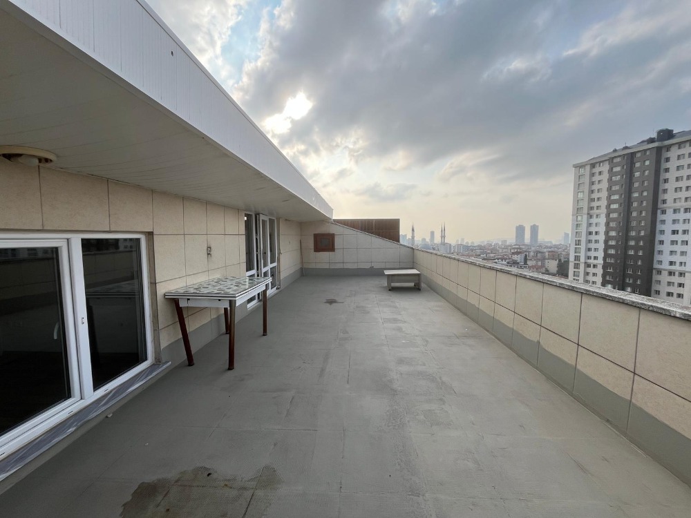 KARTAL SOĞANLIK GÜMÜŞPINAR’DA KİRALIK 4+2 DAİRE – YEŞİLKONAK SİTESİ