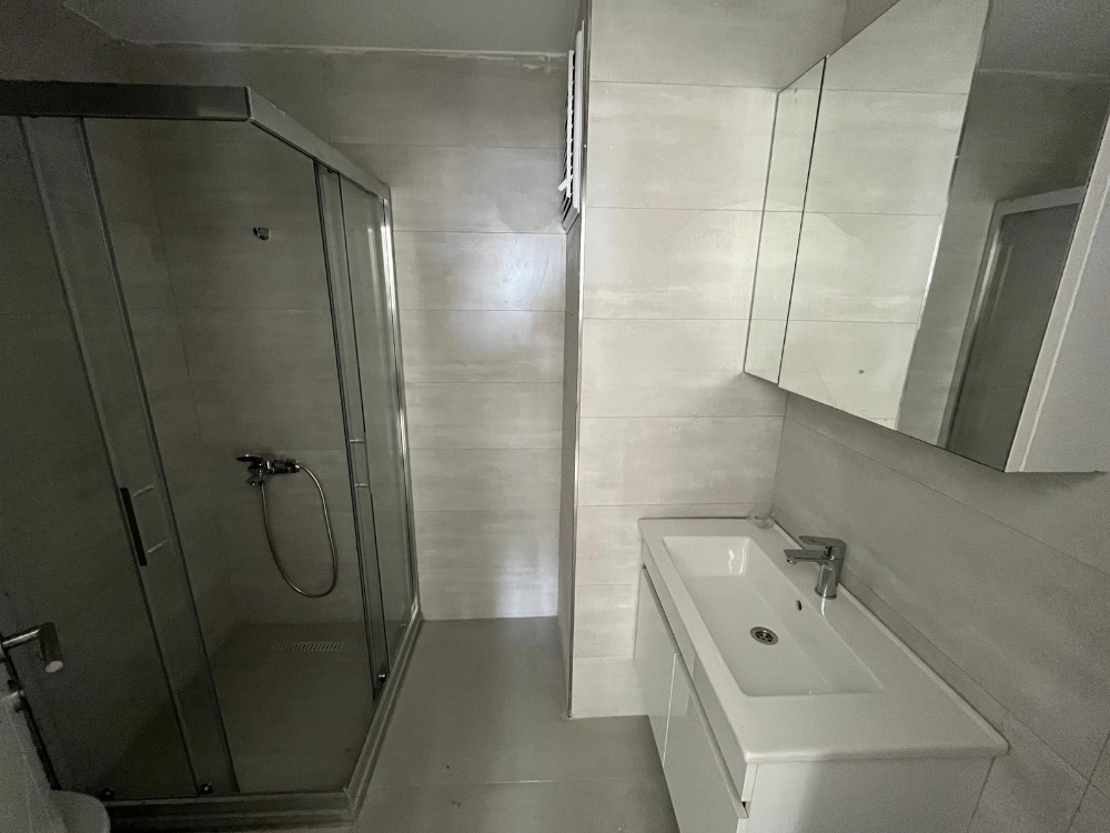 İKİZYUVA GAYRİMENKULDEN YAKACIK DOĞA KOLEJİ KARŞI 3+1 SATILIK DAİRE 