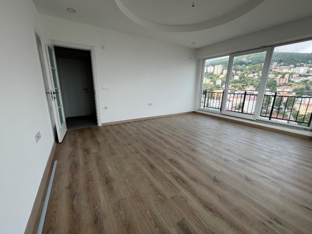 YAŞAMIN MERKEZİNDE KONFORUN ZİRVESİNDE SATILIK 3+1 DAİRE 