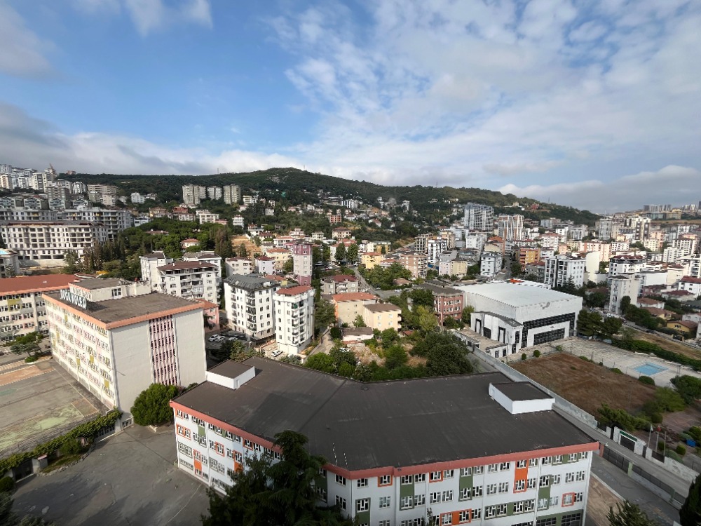 YAŞAMIN MERKEZİNDE KONFORUN ZİRVESİNDE SATILIK 3+1 DAİRE 