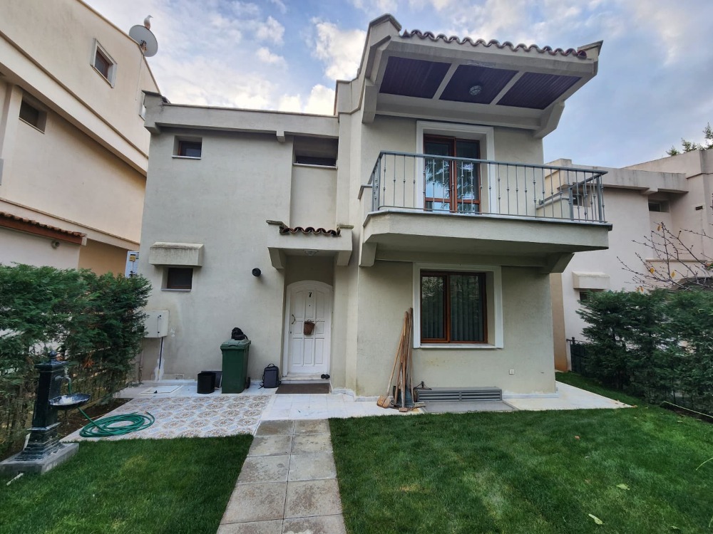 Tuzla Sahil Belde 22 Sitesinde Kiralık 300m2 Villa