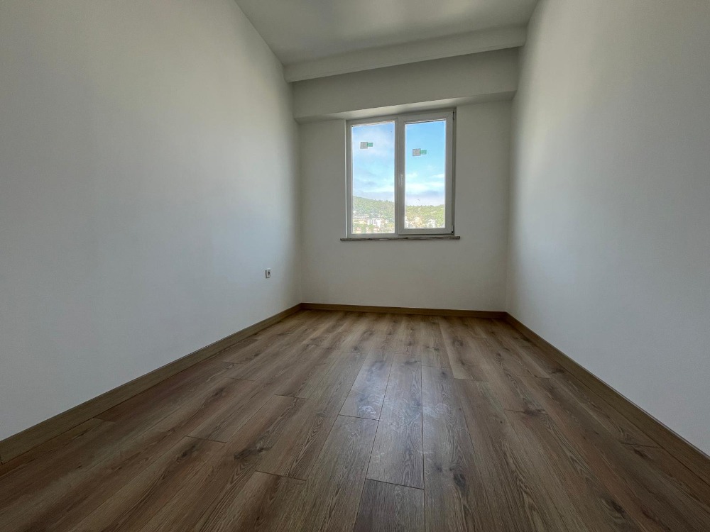 İKİZYUVA GAYRİMENKUKDEN SATILIK HÜRRİYET MAHALLESİNDE 2+1 DAİRE 