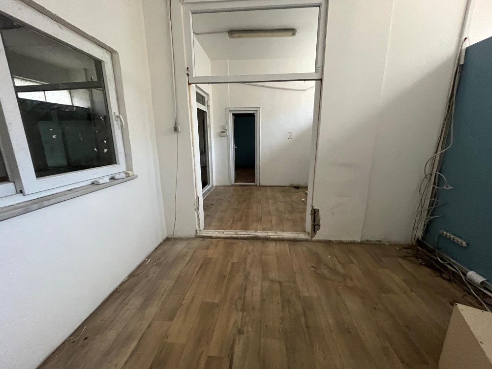 350 M2 İMALATHANE ARAÇ GİRİŞ RAMPALI 