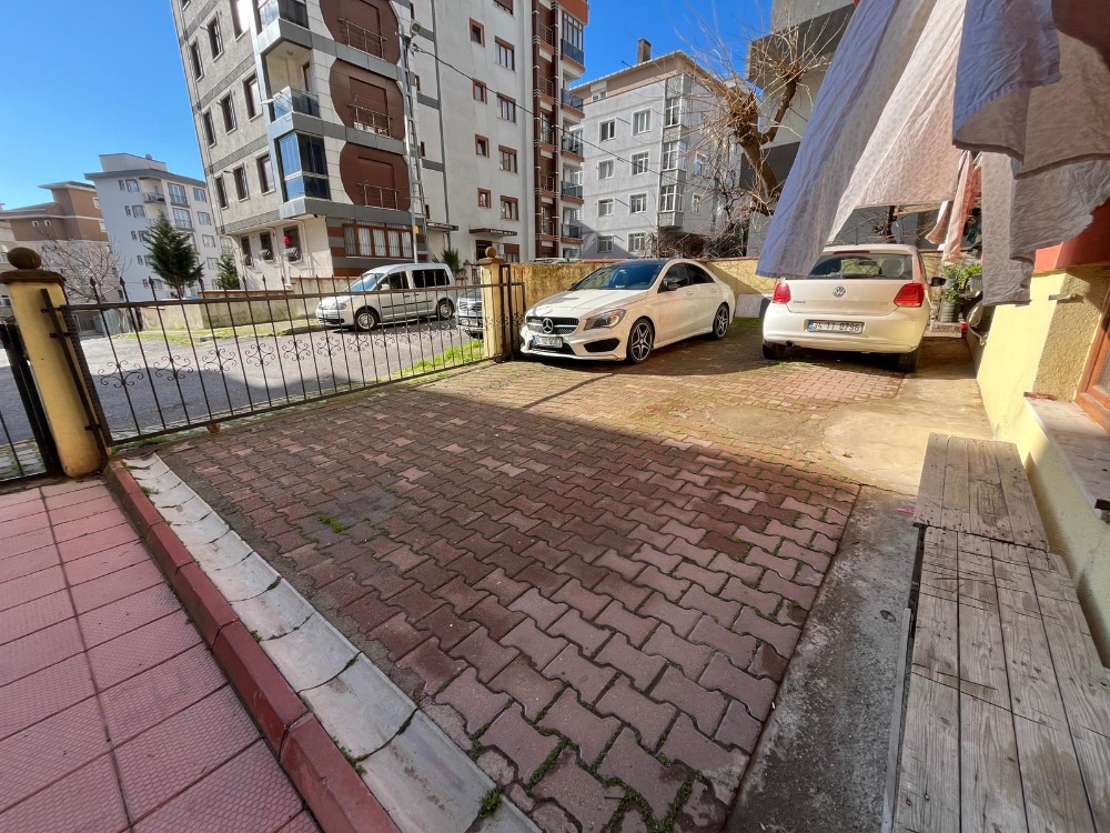 SOĞANLIK YENİ MAHALLEDE METROYA YÜRÜME MESAFESİNDE KREDİYE UYGUN DAİRE