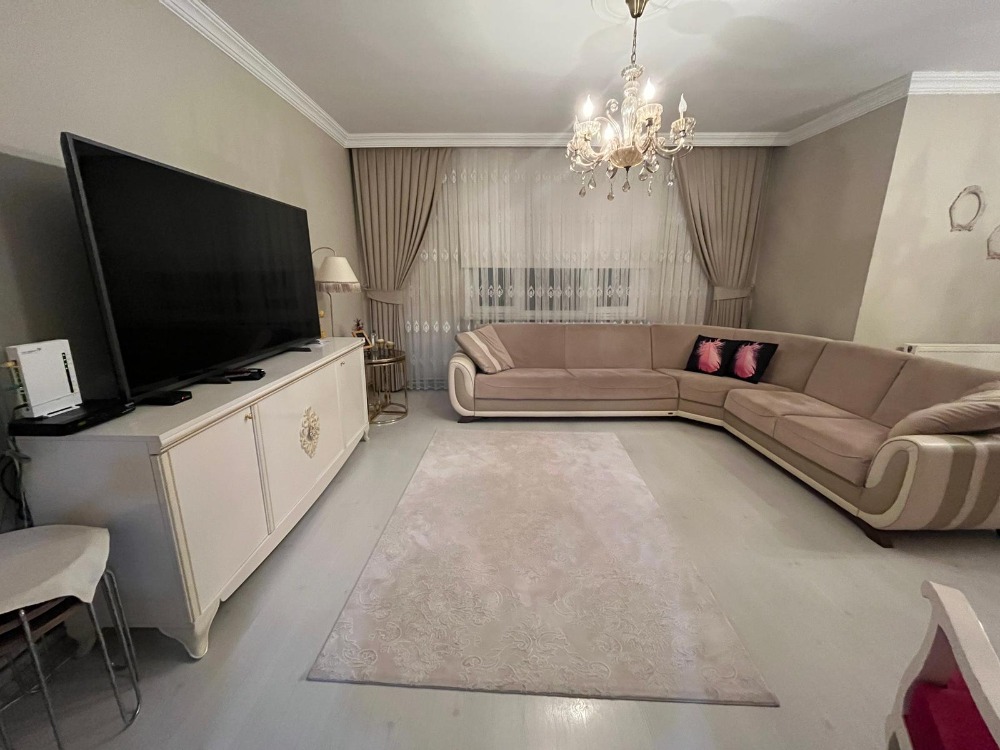 CEVİZLİ MAHALLESİNDE 3+1 ADLİYE VE HASTANE KARŞISI KİRALIK DAİRE