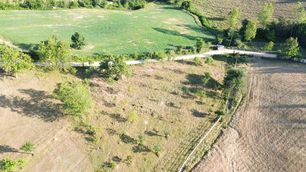  BURSA İZNİK KIRINTI KÖYÜ’NDE VADİ MANZARALI 347 m² İMARLI ARSA
