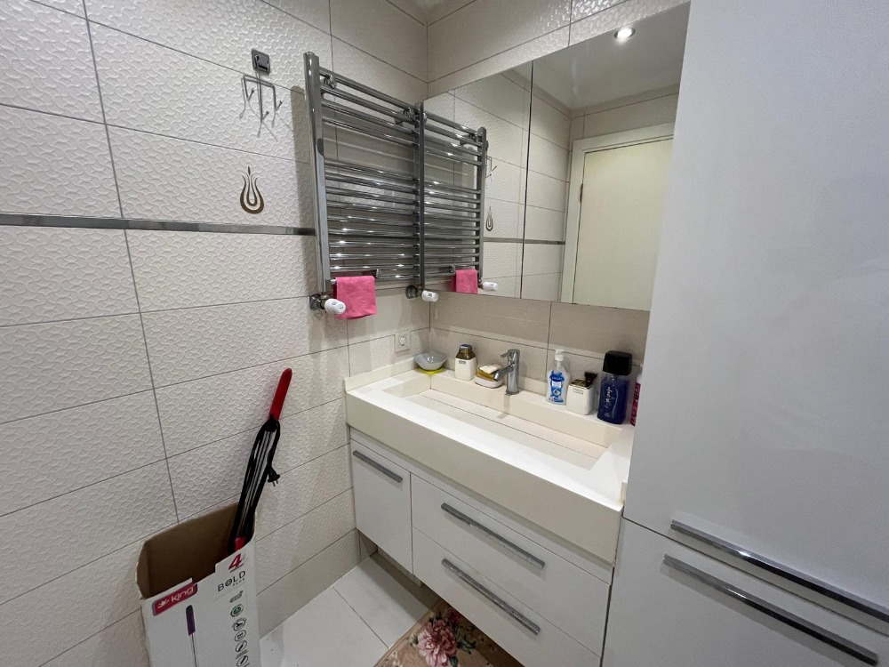 PENDİĞİN İNCİSİ MAVİ KULE REZİDANSTA SATILIK GENİŞ 2+1 DAİRE