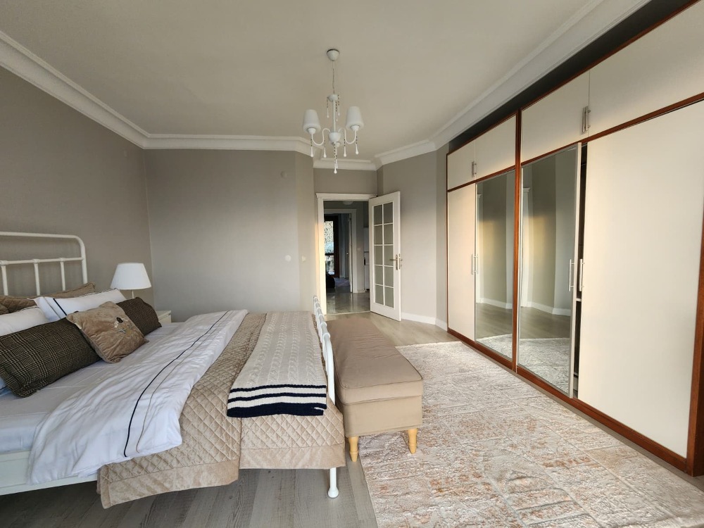 Tuzla Sahil Belde 22 Sitesinde Kiralık 300m2 Villa