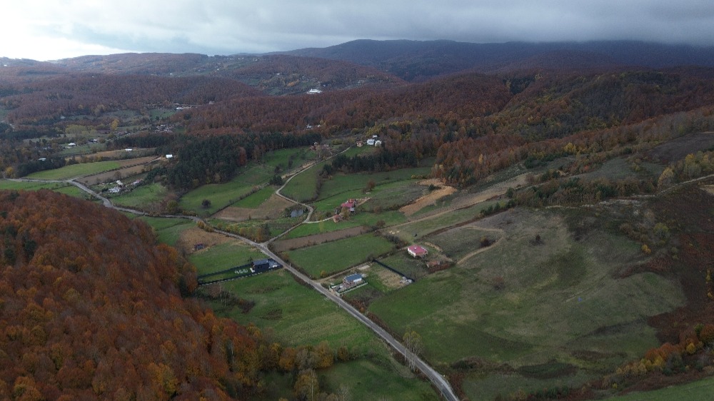 🌄 BURSA İZNİK KIRINTI KÖYÜ’NDE VADİ MANZARALI 773 m² İMARLI ARSA