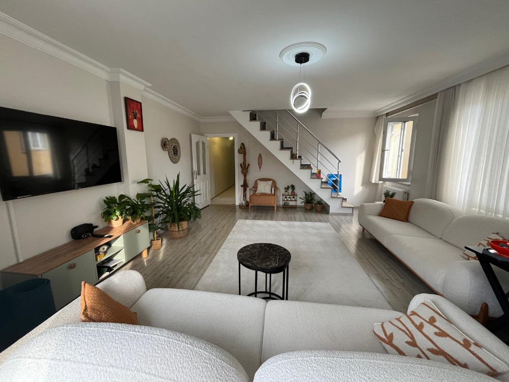 PENDİK GÖZDAĞINDA MUHTEŞEM TERASLI SATILIK DAİRE