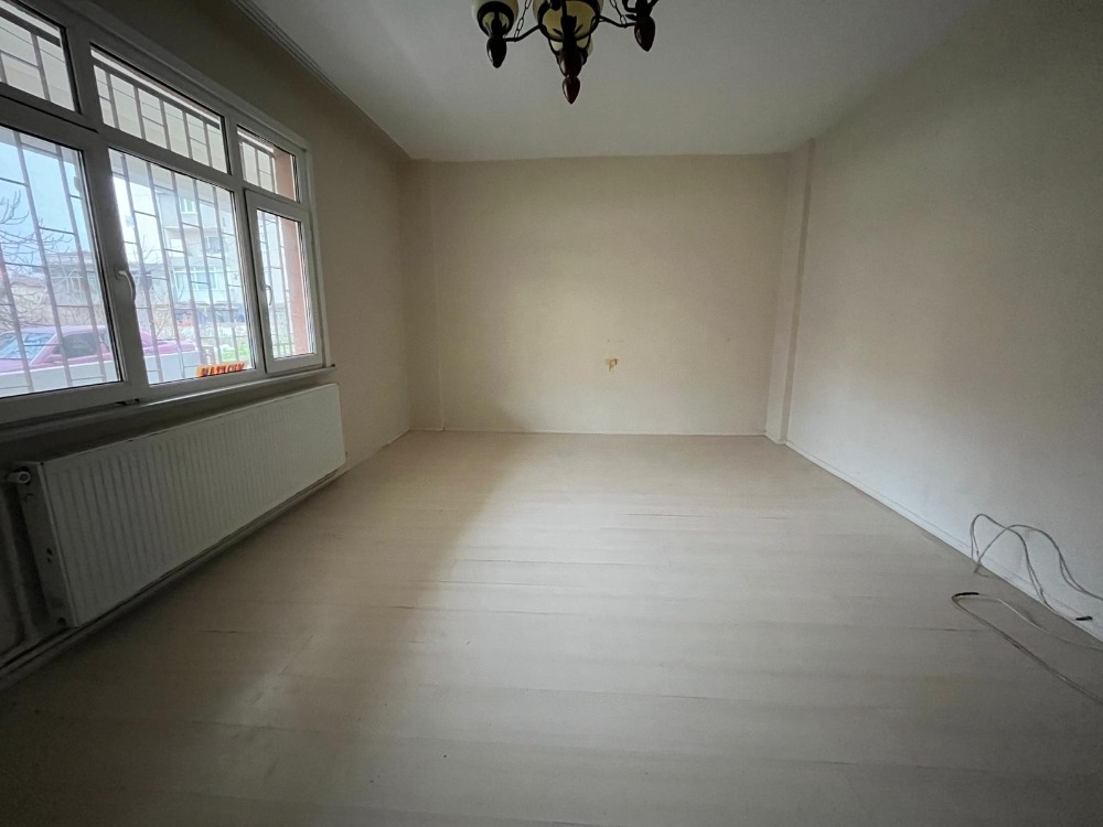 MÜSTAKİL BİNADA KİRALIK DAİRE