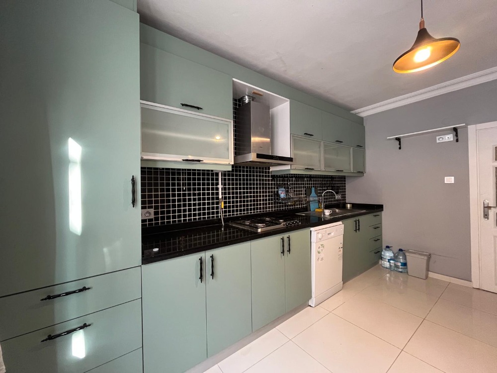 4+2 TERASLI FULL EŞYALI KİRALIK DAİRE 