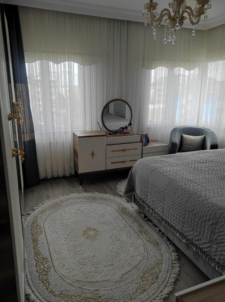 Soğanlık Eray Kent Sitesi'nde 3+1 Sıfır Yapılı, Krediye Uygun Daire