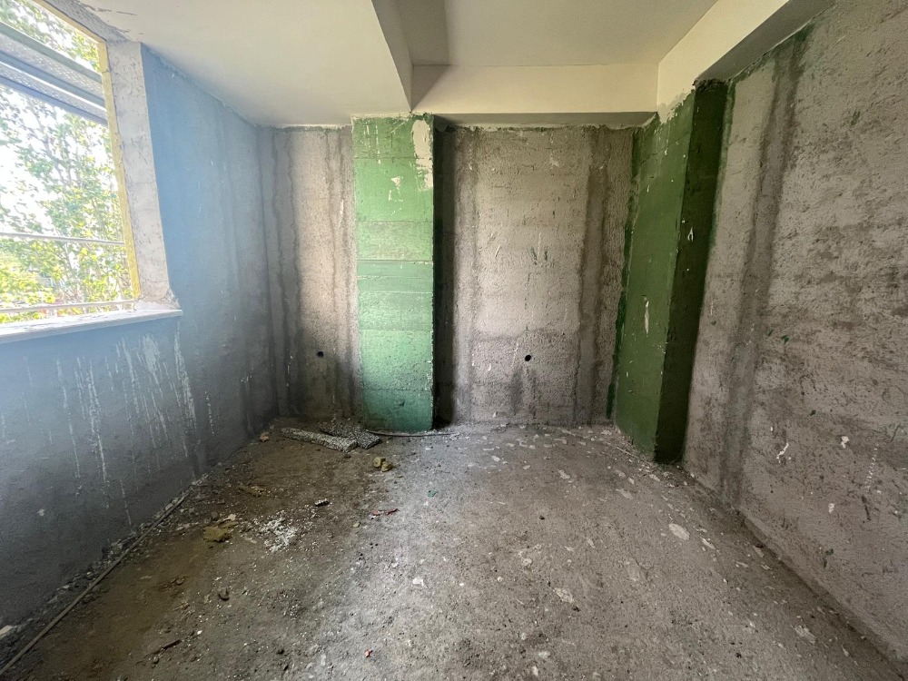 CEVİZLİ  İSTASYON YANI 2+1 GENİŞ SATILIK DAİRE 