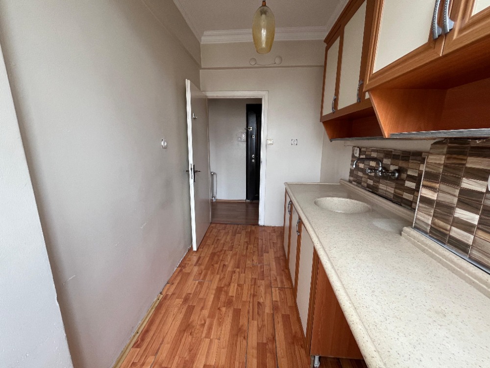 İKİZYUVA GAYRİMENKULDEN KİRALIK 2+1 KONUM AVANTAJLI DAİRE 