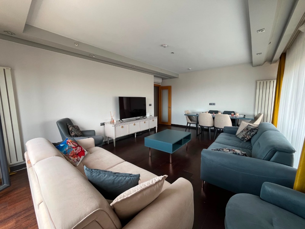 ÇINAR GOLD SİTESİNDE FULL EŞYALI DENİZ MANZARALI KİRALIK DAİRE