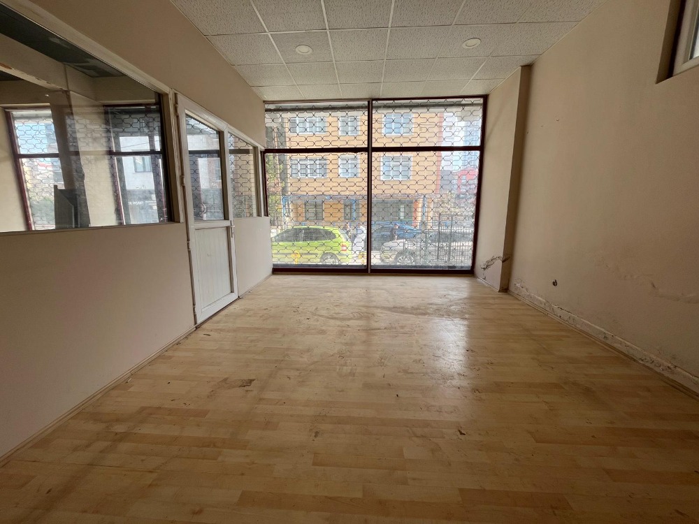 180 M2 NET KULLANIM ALANLI DÜZ GİRİŞLİ KİRALIK DÜKKAN 