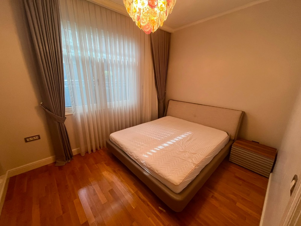 EMAAR SQUARE REZİDANCEDE HERMES CEPHE AÇIK TERASLI 155 M2 DAİRE
