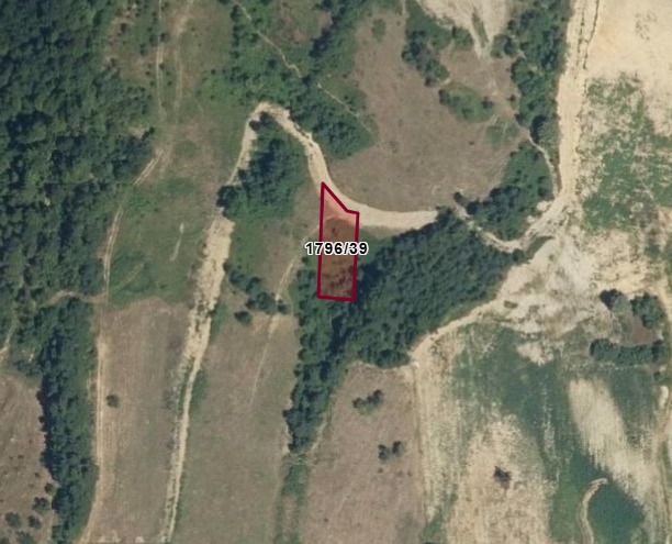  BURSA İZNİK KIRINTI KÖYÜ’NDE VADİ MANZARALI 574 m² İMARLI ARSA