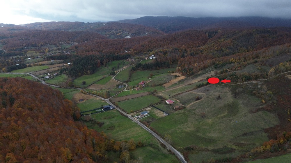 🌄 BURSA İZNİK KIRINTI KÖYÜ’NDE VADİ MANZARALI 498 m² İMARLI ARSA