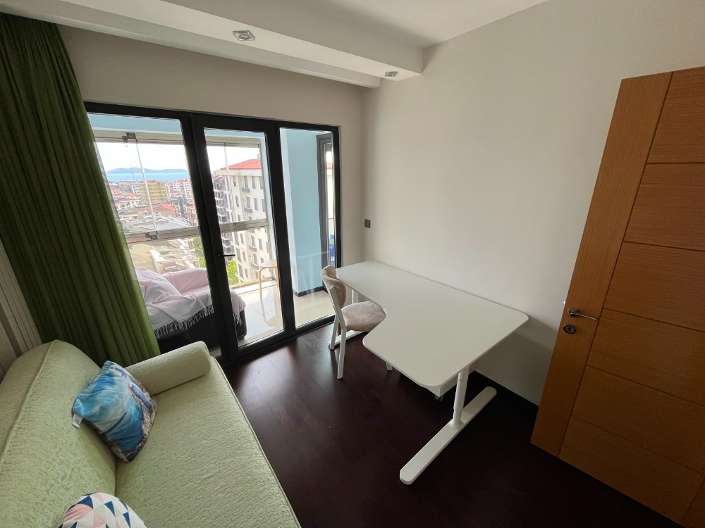 ÇINAR GOLD SİTESİNDE FULL EŞYALI DENİZ MANZARALI KİRALIK DAİRE