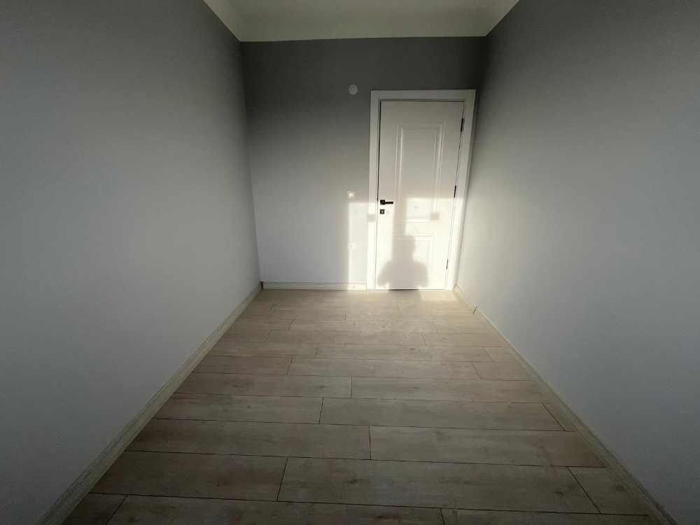 ÇAYIROVA BELEDİYESİ KARŞISI 3+1 ÖN CEPHELİ SATILIK DAİRE