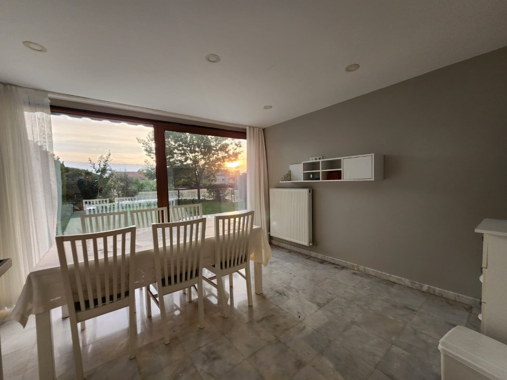 Tuzla Sahil Belde 22 Sitesinde Kiralık 300m2 Villa