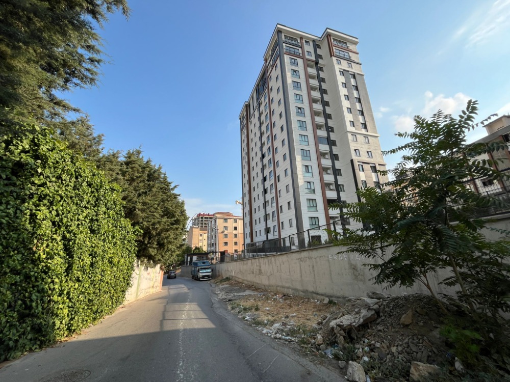 YAŞAMIN MERKEZİNDE KONFORUN ZİRVESİNDE SATILIK 3+1 DAİRE 