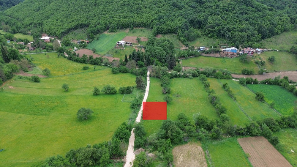 İZNİK ELMALI’DA VİLLA İMARLI 340M2 FIRSAT ARSA!