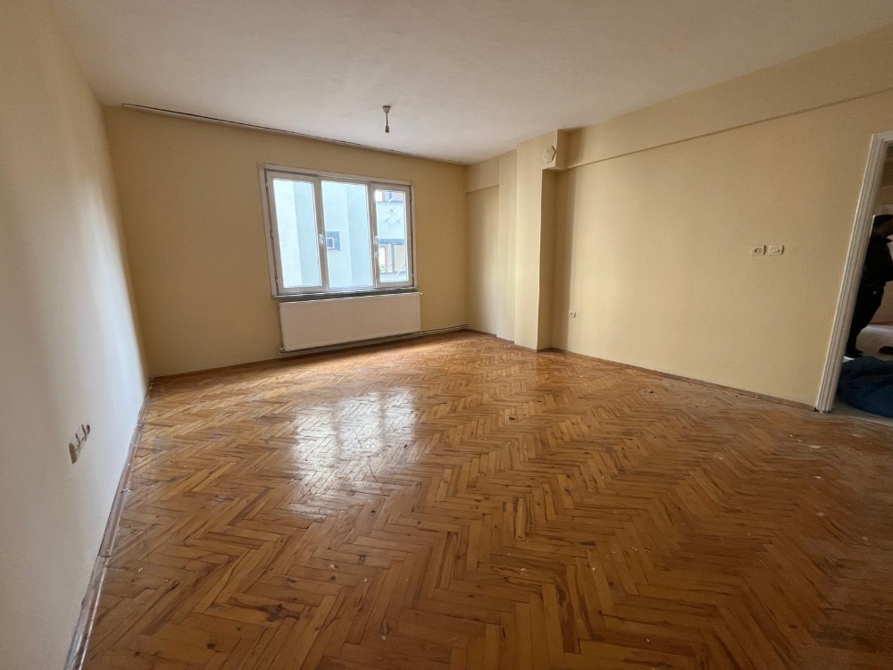 İKİZYUVA GAYRİMENKULDEN YENİ TADİLATLI 3+1 KİRALIK DAİRE