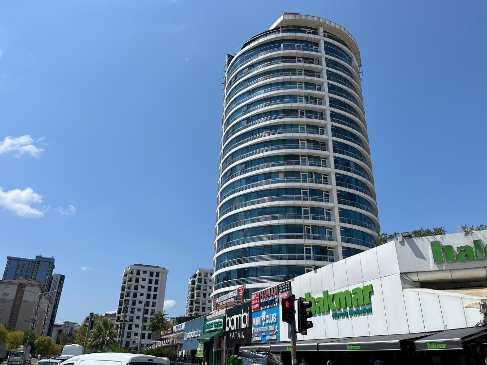 PENDİĞİN İNCİSİ MAVİ KULE REZİDANSTA SATILIK GENİŞ 2+1 DAİRE